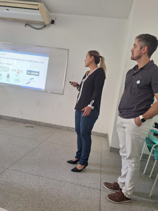 Prof.res Vânia e João Batista